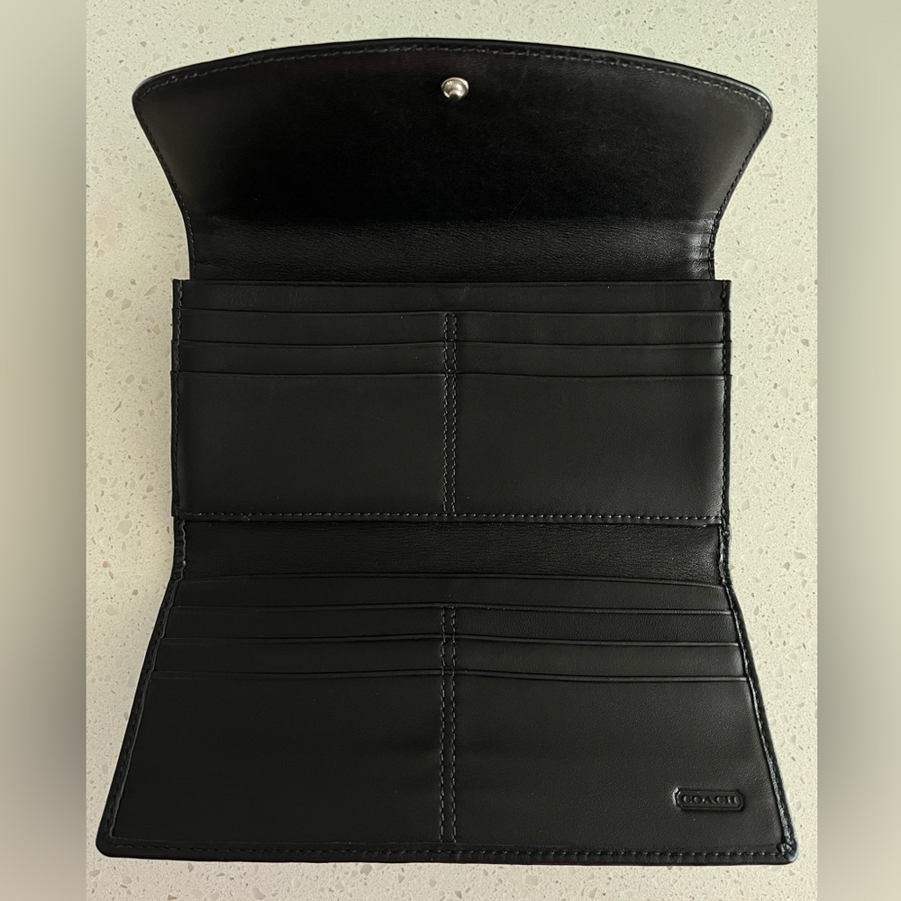Coach Wallet - Picture 3 of 3